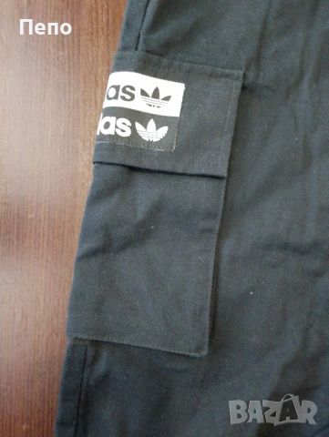 Панталон Adidas , снимка 2 - Панталони - 45695966