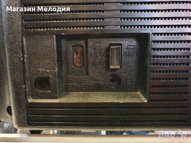 Радиокасетофон Grundig C6200 Automatic В отлично техническо и визуално състояние. Работи перфектно н, снимка 14 - Радиокасетофони, транзистори - 46730202