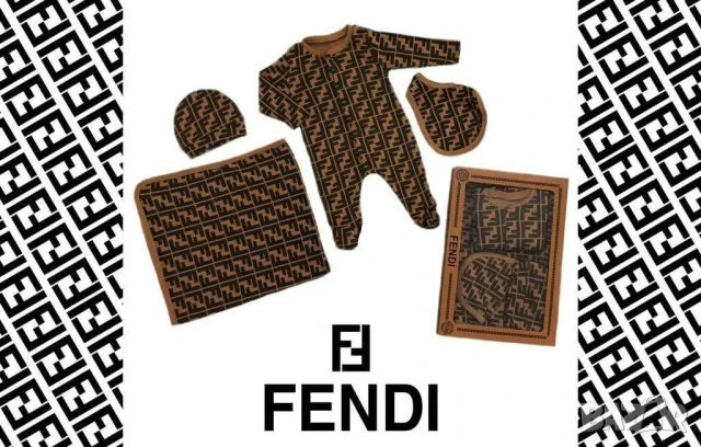 комплекти за новородени louis vuitton fendi christian dior , снимка 15 - Комплекти за бебе - 50574805