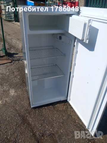 Хладилник с камера  NEF , снимка 4 - Хладилници - 53813731