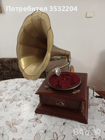 стар грамофон, снимка 6 - Антикварни и старинни предмети - 52433558