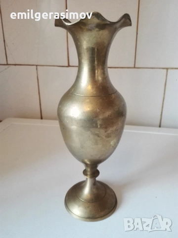 Три вази и две метални халби., снимка 5 - Други стоки за дома - 17406434