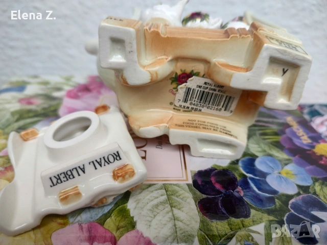 Royal Albert Old Country Roses - рядък колекционерски чайник Cardew, снимка 18 - Декорация за дома - 54107092