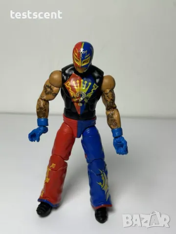 Екшън фигура WWE Rey Mysterio Mattel Elite играчка Рей Мистерио red & blue 619, снимка 16 - Колекции - 49513410