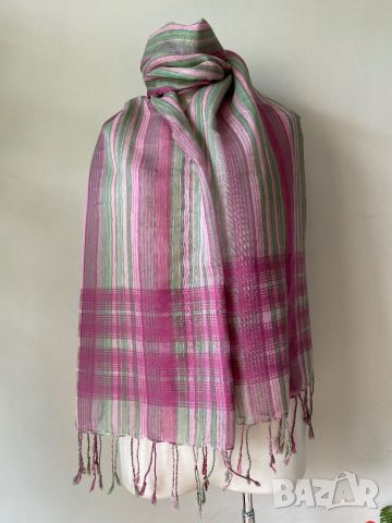 Копринен шал в лилаво и зелено, La boutique