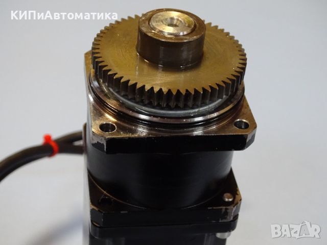 Серво мотор MITSUBISHI HC-KFS43-S23 AC servo motor 129V 3000min-1, снимка 9 - Резервни части за машини - 46742919