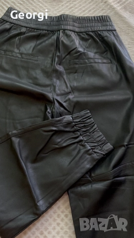 Кожен панталон Bershka, снимка 7 - Панталони - 51576688