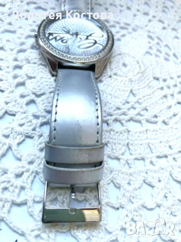 GUESS оригинален дамски часовник от Англия с японски механизъм, снимка 5 - Дамски - 53758013