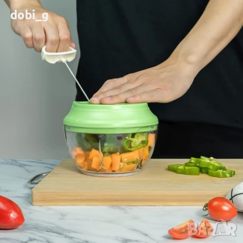 Механичен пластмасов ръчен чопър с въже, снимка 1