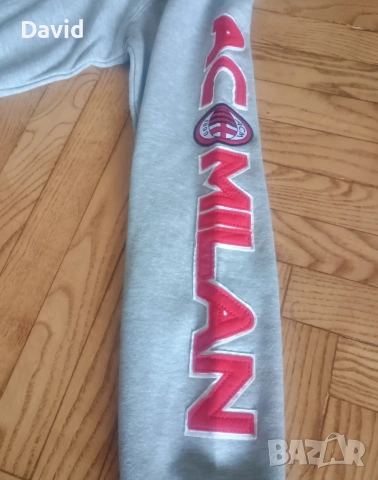 Официален продукт Горнище на Милан, снимка 3 - Спортни дрехи, екипи - 54006268