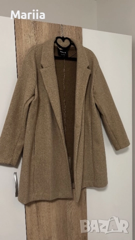 Палтото, което говори със стил – в цвят камел