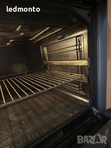 Продавам стъклокерамична готварска печка Gorenje EC6352XPA (Инокс) + Телескопични водачи, снимка 2 - Печки, фурни - 53654314