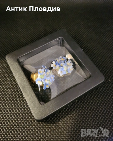 Винтидж обеци клипс „Незабравки“ – порцелан, снимка 5 - Антикварни и старинни предмети - 53720046