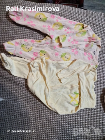 чисто нови ромпери и бодита 62-68