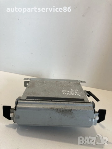 Основно радио с навигация и CD за Subaru Tribeca 3.0 V6 (2009) 86271XA02A 