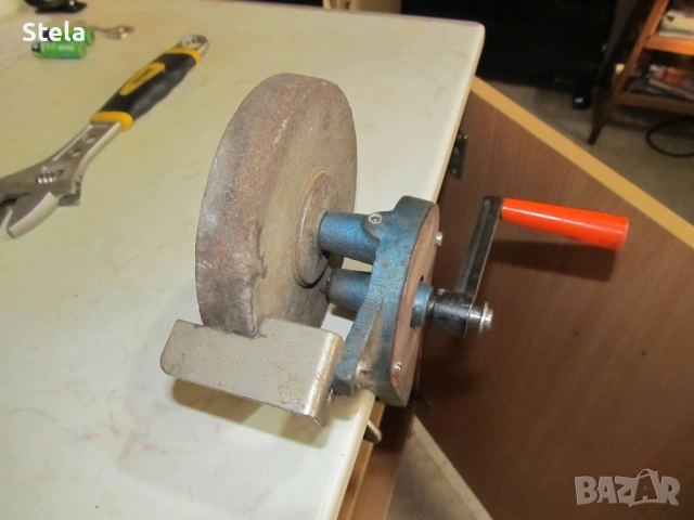 Ръчен шмиргел / точило - много запазено