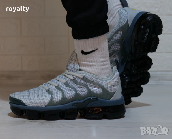 Nike Air VaporMax Plus мъжки маратонки , снимка 2 - Маратонки - 50925017