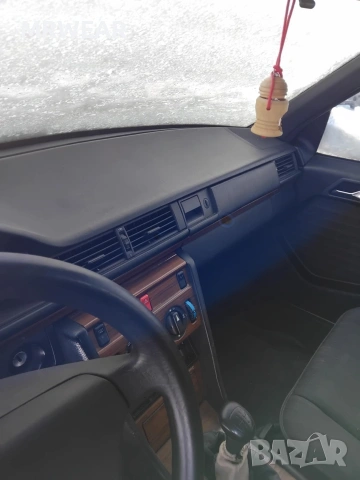 Mercedes-Benz 124, снимка 8 - Автомобили и джипове - 53349266