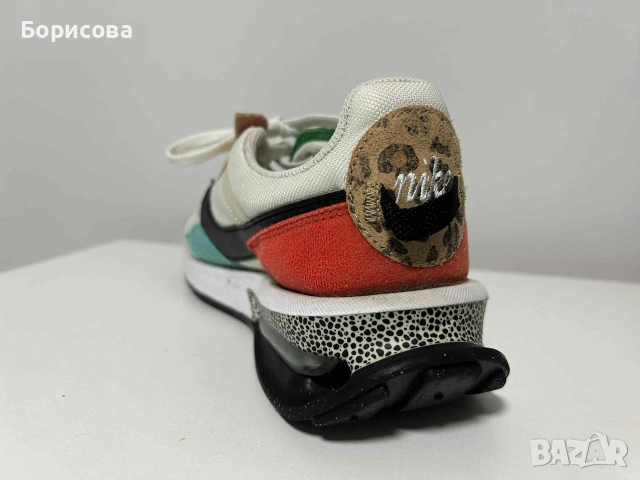 Дамски Nike Air Max Pre-Day Se DH5111-100, номер 39, снимка 2 - Маратонки - 53757028