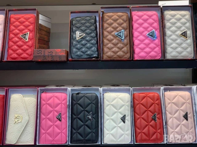 портмонета в кутия karl lagerfeld ysl saint laurent guess prada pinko MCM chanel , снимка 7 - Портфейли, портмонета - 50999464