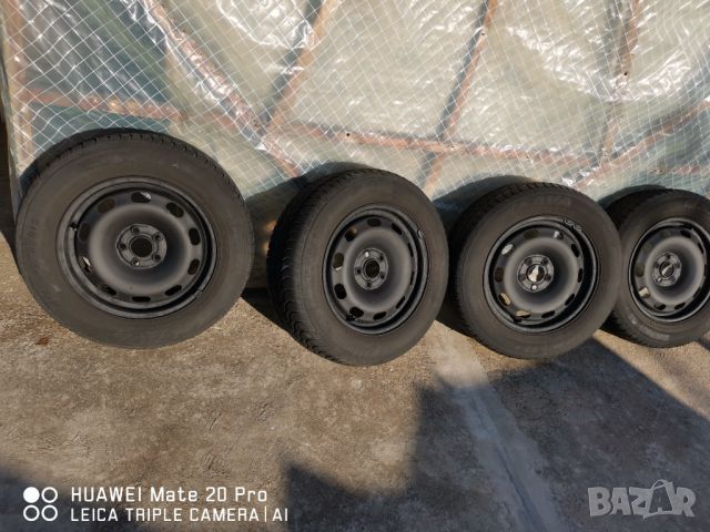 Зимни гуми 195 /65 R 15 , снимка 2 - Гуми и джанти - 46800130