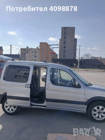 Peugeot Partner , снимка 13 - Автомобили и джипове - 54042812
