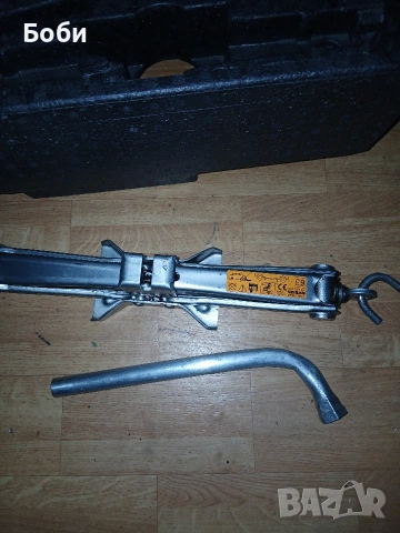 Органайзер с инструменти Дачия Дъстър, снимка 5 - Аксесоари и консумативи - 53964001