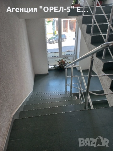 Дава под наем две луксозни помещения гр.Перник,кв.Изток, снимка 5 - Магазини - 51932606