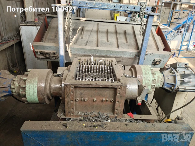 Двувалов шредер за пластмаси, снимка 2 - Други машини и части - 51082999