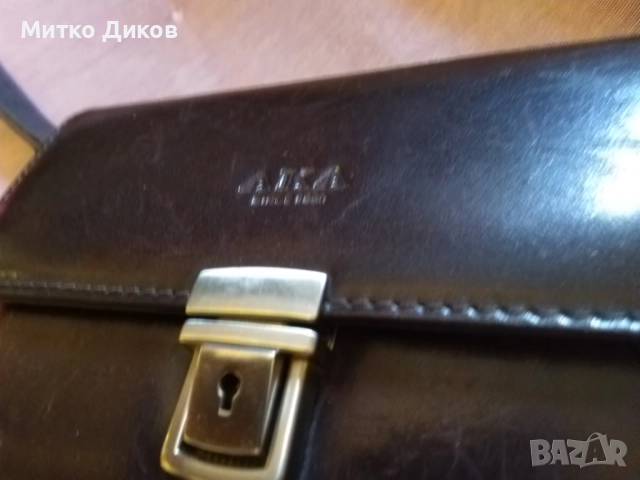 АКА маркова чанта естествена кожа за колан ръка и през рамо нова 183х123х60мм, снимка 4 - Чанти - 52839960