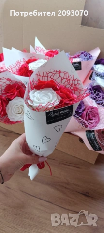 Букет от сапунени рози, снимка 2 - Романтични подаръци - 53409754