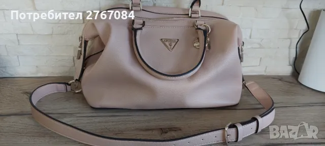 Дамска чанта в нежно розово GUESS, снимка 15 - Чанти - 48136092