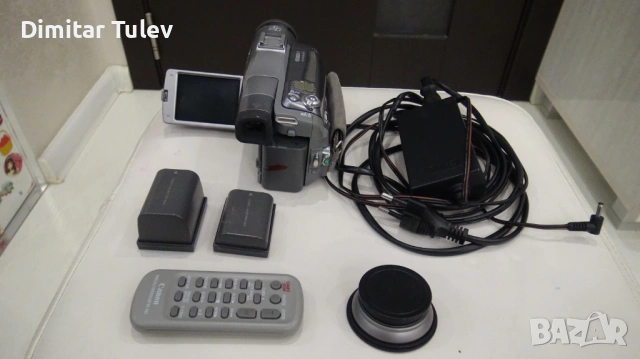 CANON DIGITAL VIDEO CAMCORDER PAL MVX350i, снимка 10 - Камери - 53840643