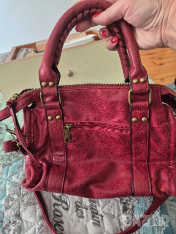 червена чанта Радис, снимка 2 - Чанти - 52961341