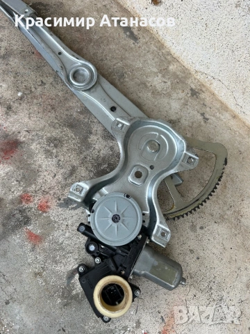 69820-0F021. Стъклоповдигач преден ляв за Тойота версо. 2009-2018г, снимка 3 - Части - 54086322