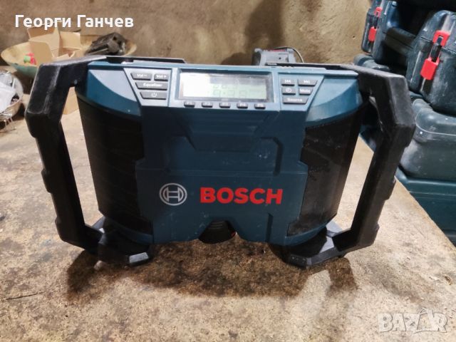 Работно радио Bosch GML 10.8V LI Profesional, снимка 1 - Други инструменти - 45942300