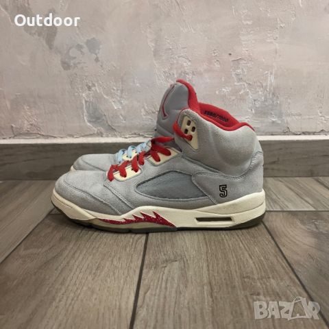 Мъжки обувки Jordan 5 Retro Trophy Room Ice Bluе, номер 43, снимка 1 - Спортни обувки - 46602941