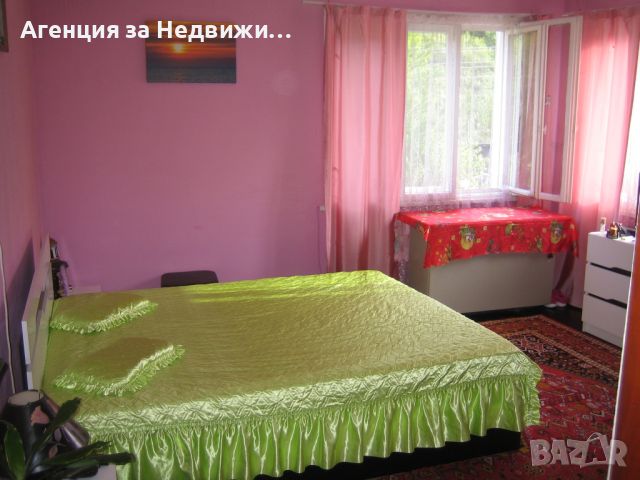 ПРОДАВАМ етаж от къща в град Берковица