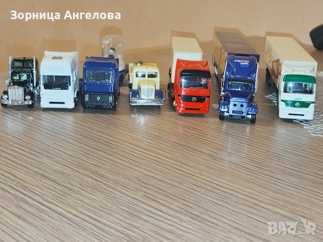 Колекционерски камиончета Мерцедес Сканиа, Рено и др. 