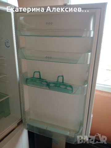 Продавам хладилник с фризер Електролукс работещ, снимка 5 - Хладилници - 52823003