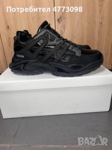 Черни обувки Guess, снимка 4 - Кецове - 53927504
