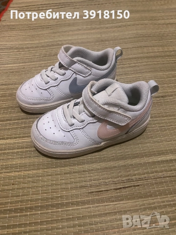 Детски маратонки Nike, 25 номер, снимка 2 - Детски обувки - 52485914