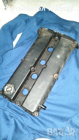 капак глава Форд Маверик , снимка 2 - Части - 52551378