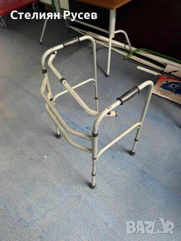 050322 инвалидна проходилка  цена 25 евро / 48,90 лева   смр  -състояние използвано  имаме още над 1