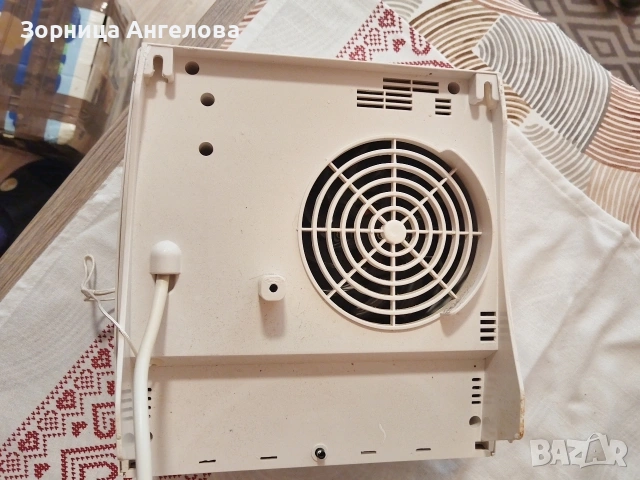 Вентилаторна печка за баня за стена Hama 2000w. , снимка 2 - Отоплителни печки - 53723998