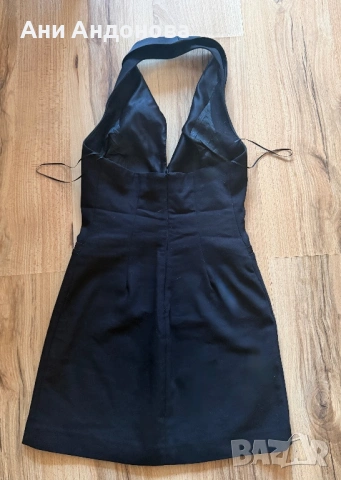 Рокля с гол гръб на Zara , снимка 2 - Рокли - 53680307