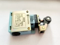 Краен изключвател TELEMECANIQUE SENSORS XCK M121, снимка 3
