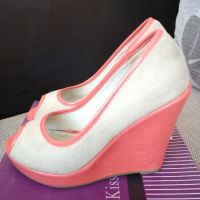 Дамски обувки "Kiss Me" Платформи №36, снимка 3 - Дамски обувки на ток - 45525127