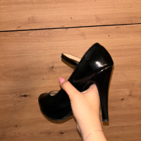 токчета, снимка 3 - Дамски обувки на ток - 45035574