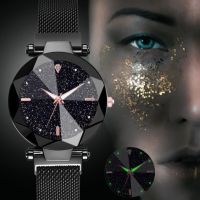 Луксозен дамски часовник „звездно небе“ тип гривна. Цветове - черен!, снимка 3 - Дамски - 45804111